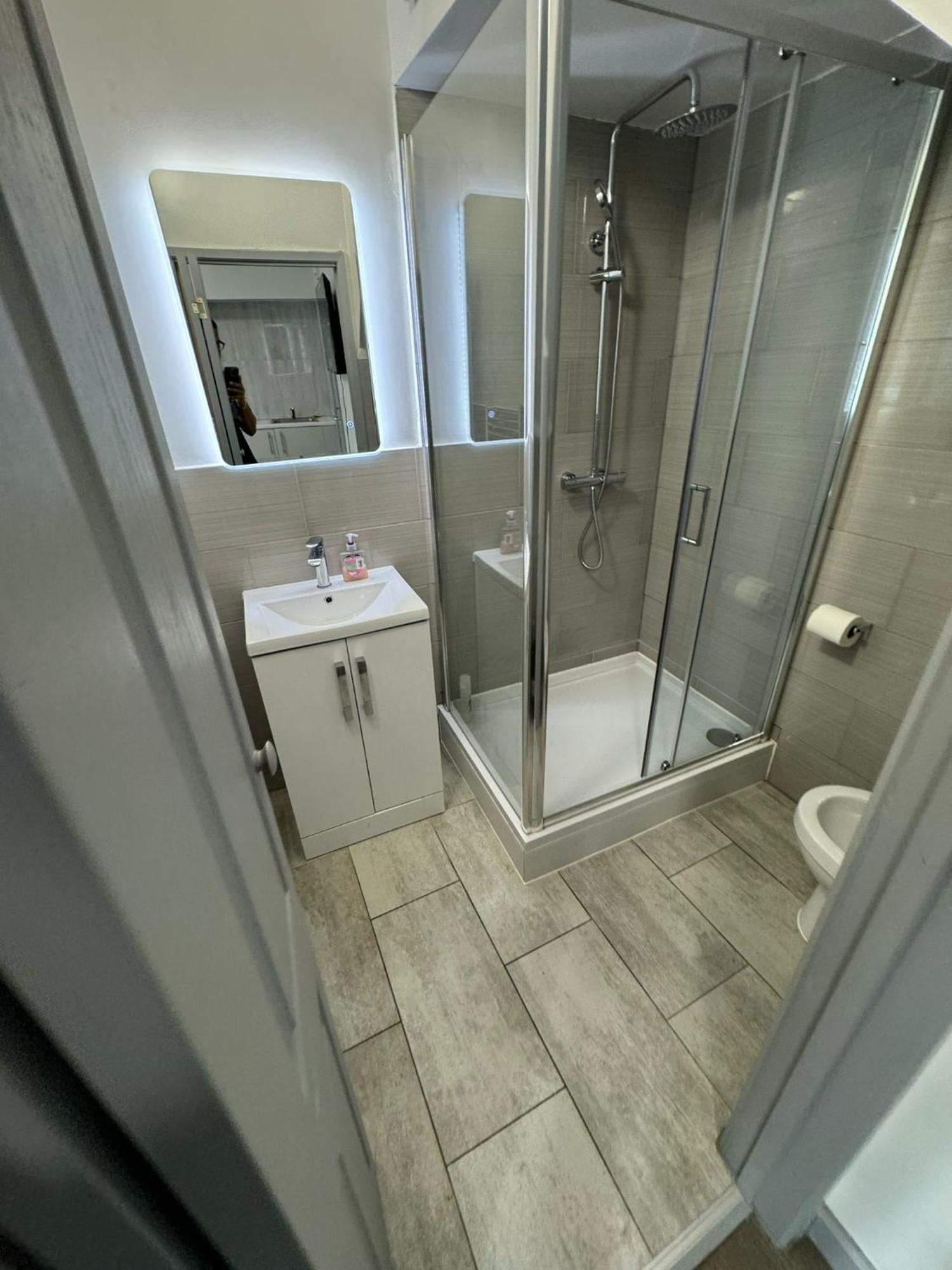 Willesden Green Budget Guesthouse لندن المظهر الخارجي الصورة